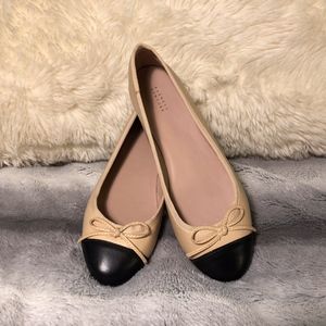 Barney’s New York ❣ Ballet Flats / Size 6.5